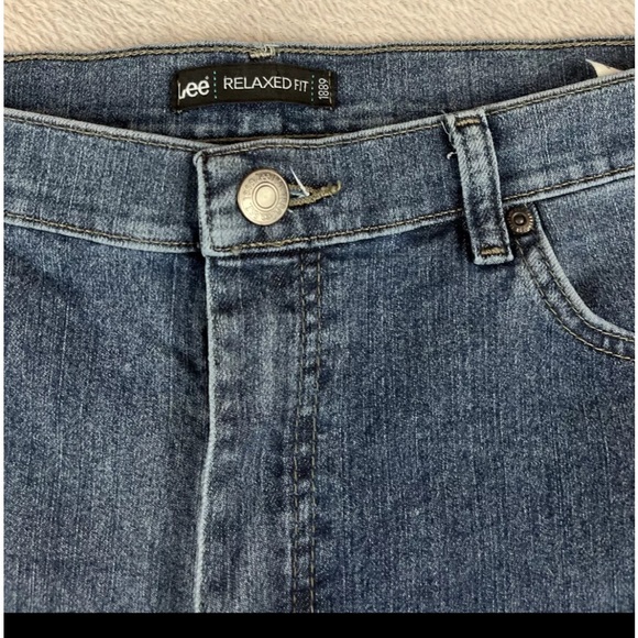 Lee Womens Relaxed Fit medium wash roll cuff cropped jeans size 16P - Picture 6 of 10